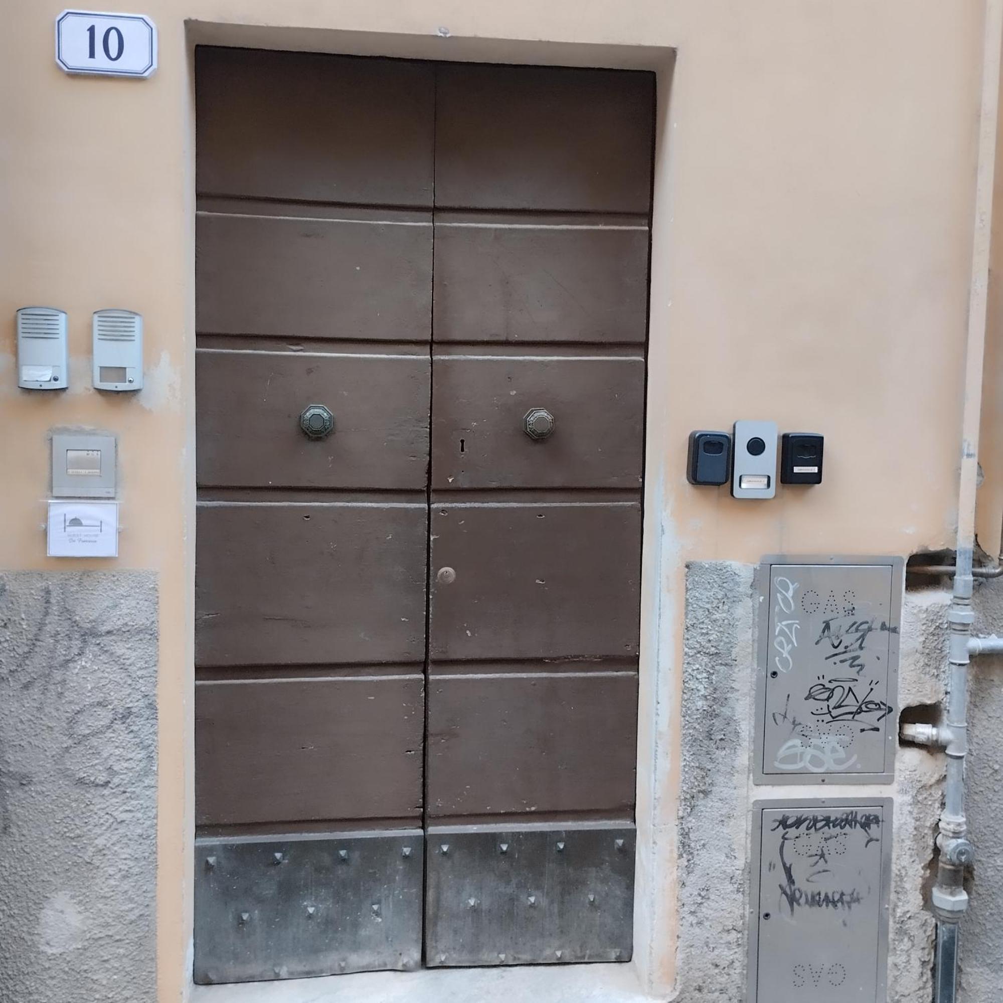 Da Francesco Rooms Лукка Экстерьер фото